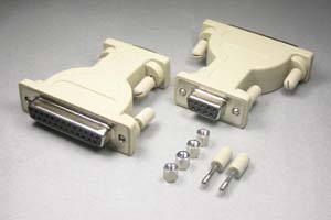 RS-232C変換アダプタ 25pinメス－9pinメス （♯4-40ネジ）