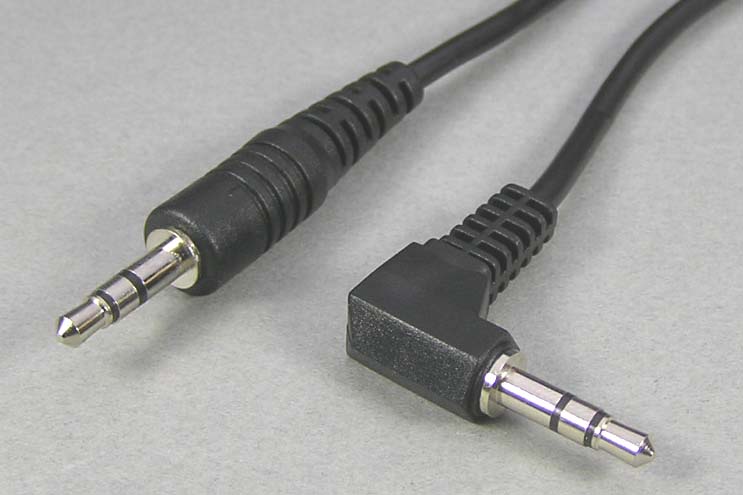 オーディオケーブル 3.5mmステレオミニプラグ－3.5mmステレオミニプラグ（片側L型タイプ）