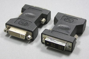DVI 変換アダプタ DVI-I（24+5pin）メス－DVI-D（18+1pin）オス