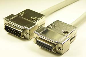 EMI対策　Dsubケーブル 15pin 丸ケーブル（オス－メス、M2.6ショートネジ）
