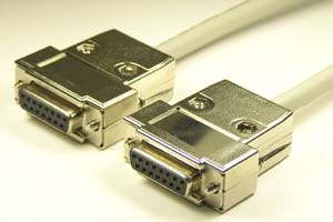 EMI対策　Dsubケーブル 15pin 丸ケーブル（メス－メス、♯4-40ショートネジ）　＜お取り寄せ 4～7営業日後出荷＞