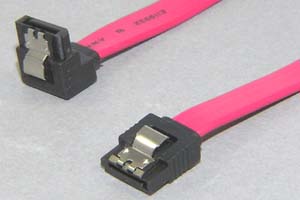 SATA 2.0ケーブル ラッチ付きタイプ コネクタタイプ:片側ストレート/片側 L型(逆方向)