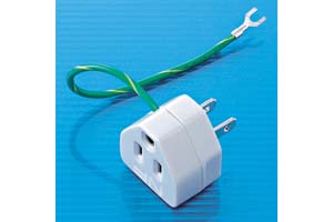 【サンワサプライ】 電源アダプタ、3P→2P ノイズフィルター・サージ吸収素子内蔵、15A・125V(合計1500Wまで)、15cmアースコード付き