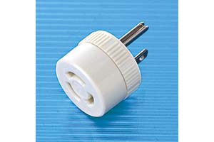 【サンワサプライ】　電源アダプタ、3P平刃→3P引掛け変換、15A・125V（合計1500Wまで）