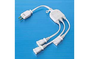【サンワサプライ】　ACアダプタ専用電源延長コード、3分岐タイプ、2P用、長さ0.4m、7A・125V（800Wまで）