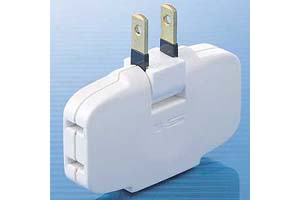 【サンワサプライ】　電源タップ（2P・3個口、スイングプラグタイプ、15A・125V（合計1500Wまで）、トラッキング火災防止機能付き）