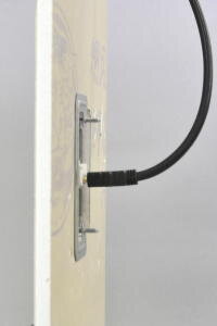 コンセントチップ壁内例