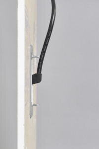 コンセントチップケーブル壁内例